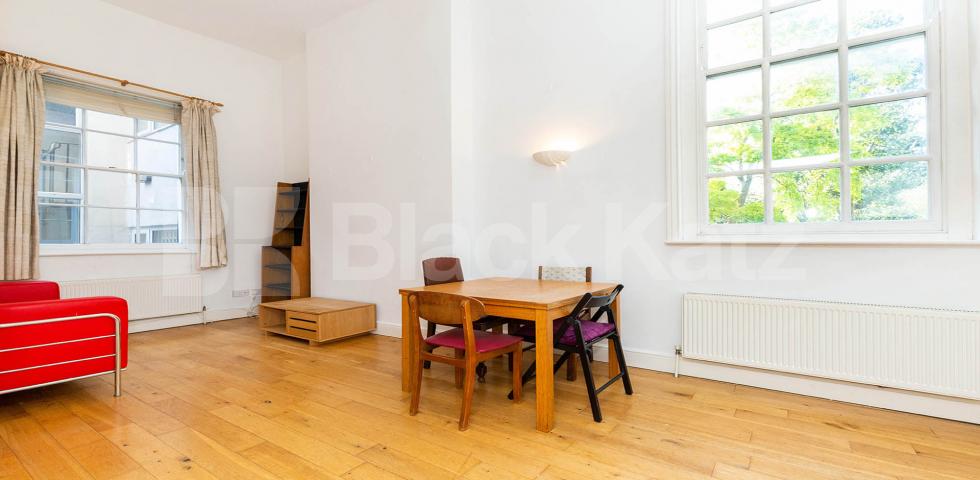 			NEW INSTRUCTION!, 2 Bedroom, 1 bath, 1 reception Flat			 Pratt Street, CAMDEN